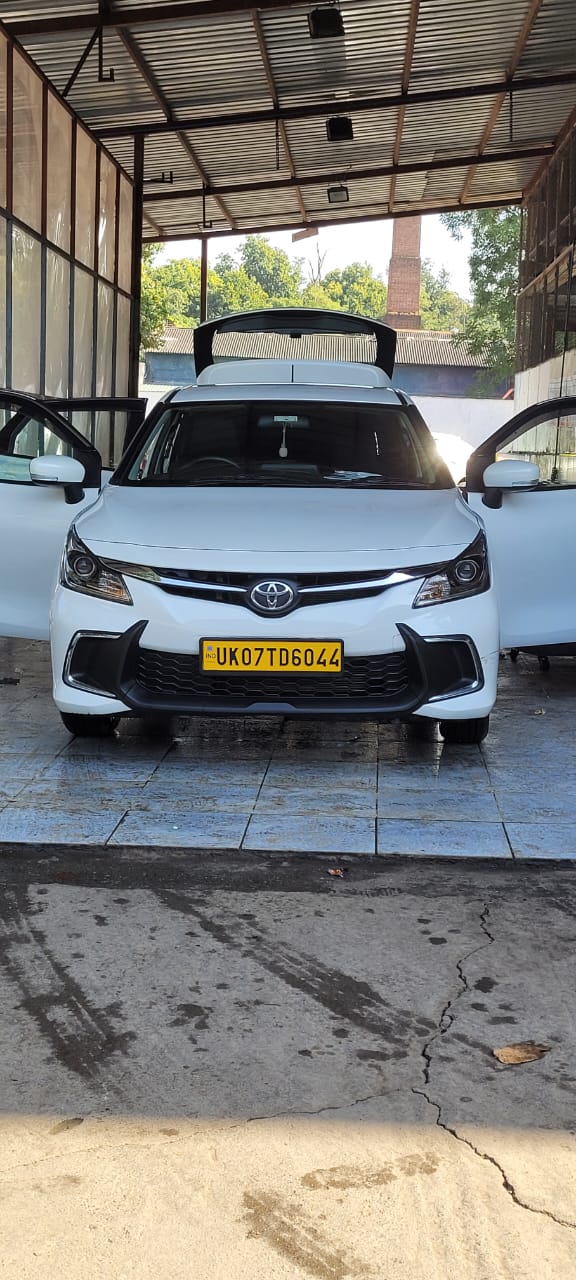 taxi service in dehradun